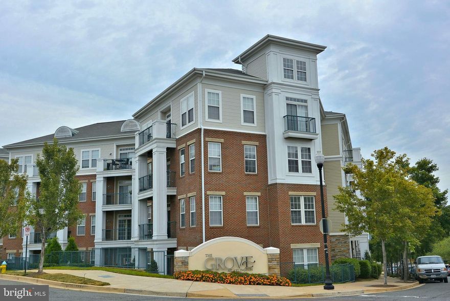Gorgeous, large 2 BR, 2 BA renovated apt in a secure, newly-built resort-style building.
Kit w/ gas grill & oven, SS appliances, granite counters, hdwd flrs & carpet, covered balcony off of living room. 2 assigned garage parking spaces included in secured 5-lvl garage. Building amenities include: 24 hr fitness ctr., 24-hr access to business office w/ free internet, computers & printers, swimming pool with courtyard and two gas and one charcoal grill, biz ctr., club rm. with pool table for private parties. Self-controlled heating & A/C, enclosed full-sized washer & dryer, large walk-in closets.
The building is mins from DC and walking distance for many (1.5 miles) to Pentagon/Pentagon City.  ART buses to Pentagon City and Pentagon Metro. Shuttle to Pentagon steps away as well. Close to Potomac Yard shopping Ctr. and Movie Theater. Grocery stores 1/4 mile away.  Walking & biking trails close to garage entrance.  Close to Gunston Middle School and Oakridge Elementary School w/ school bus pickup. Condo is located immediately off of the S. Glebe Rd. exit of 395.