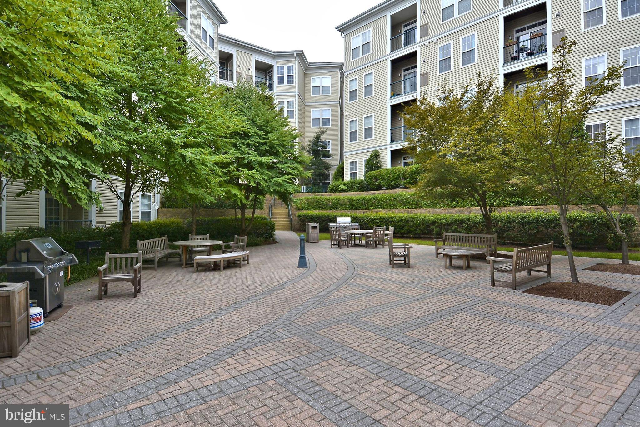 GROVE AT ARLINGTON - Residential Lease