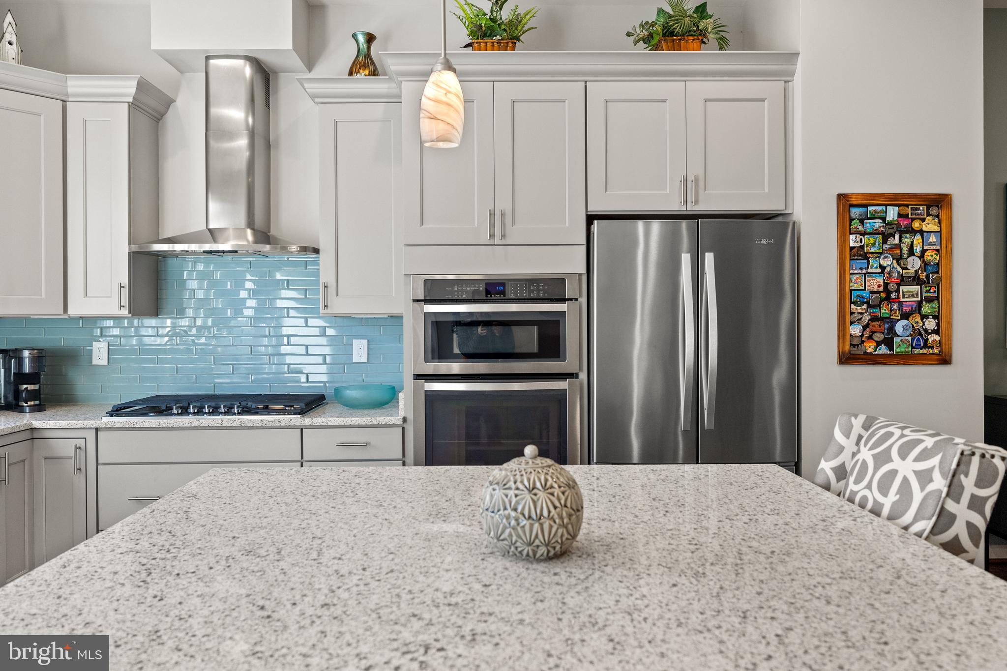 CAMBRIA SQUARE - Residential