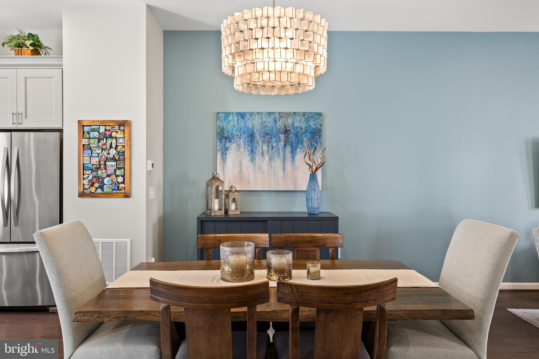 CAMBRIA SQUARE - Residential