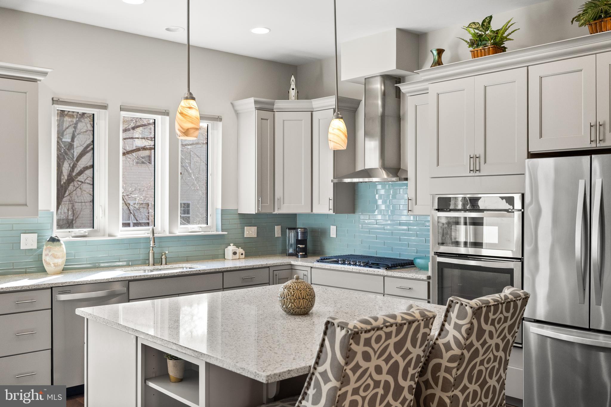 CAMBRIA SQUARE - Residential