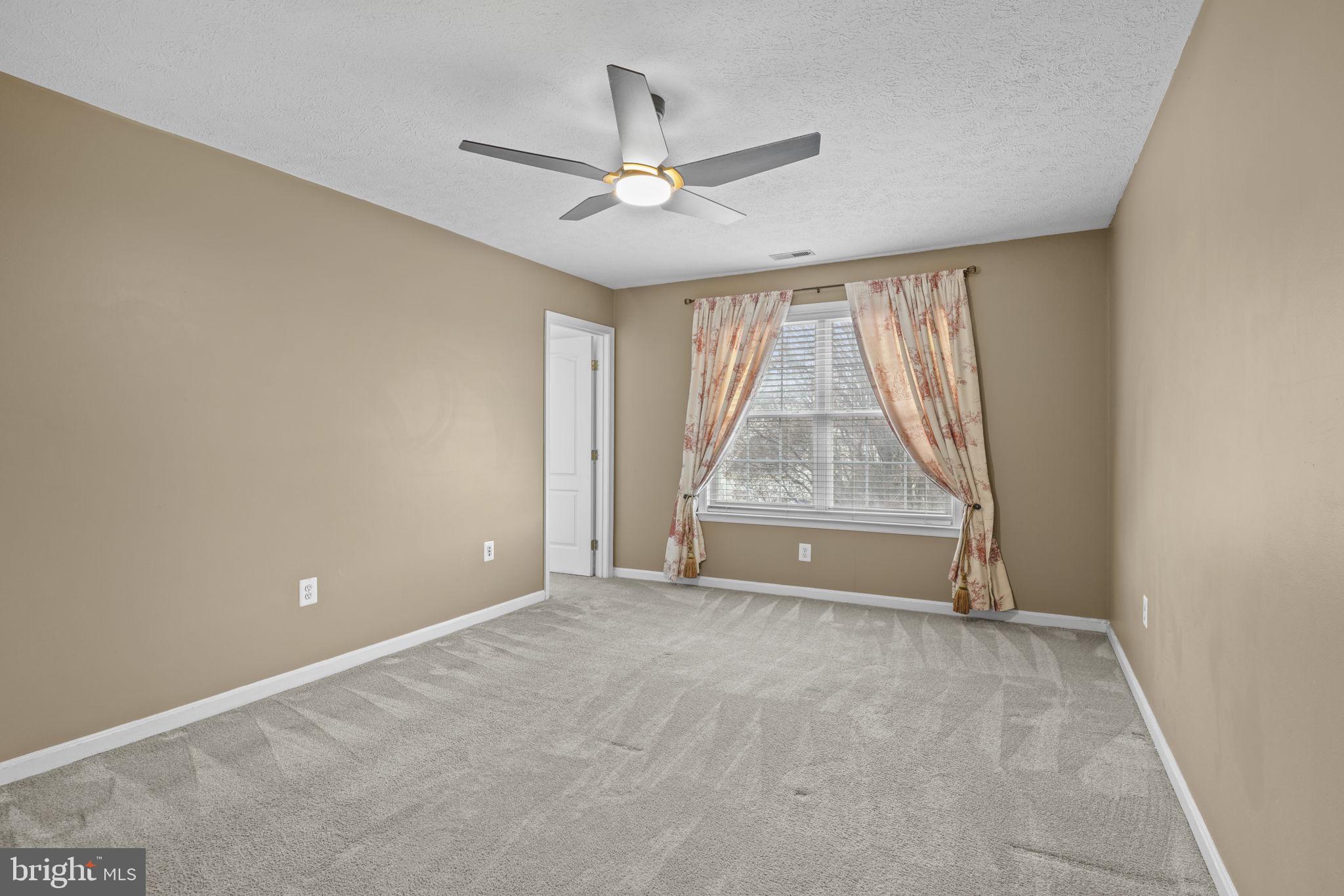 MEADOW LAKE - Residential