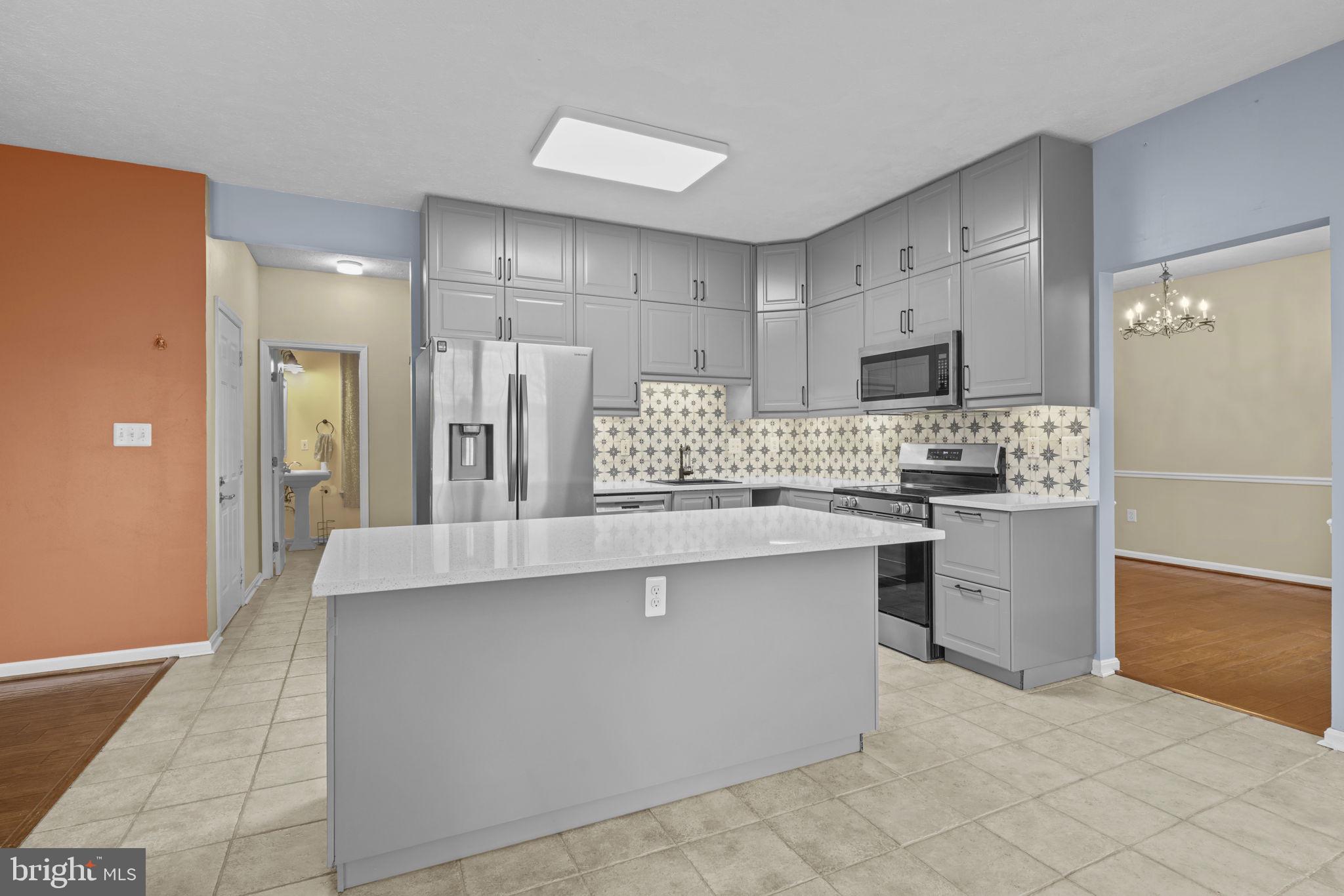 22190 GOLDENROD DRIVE