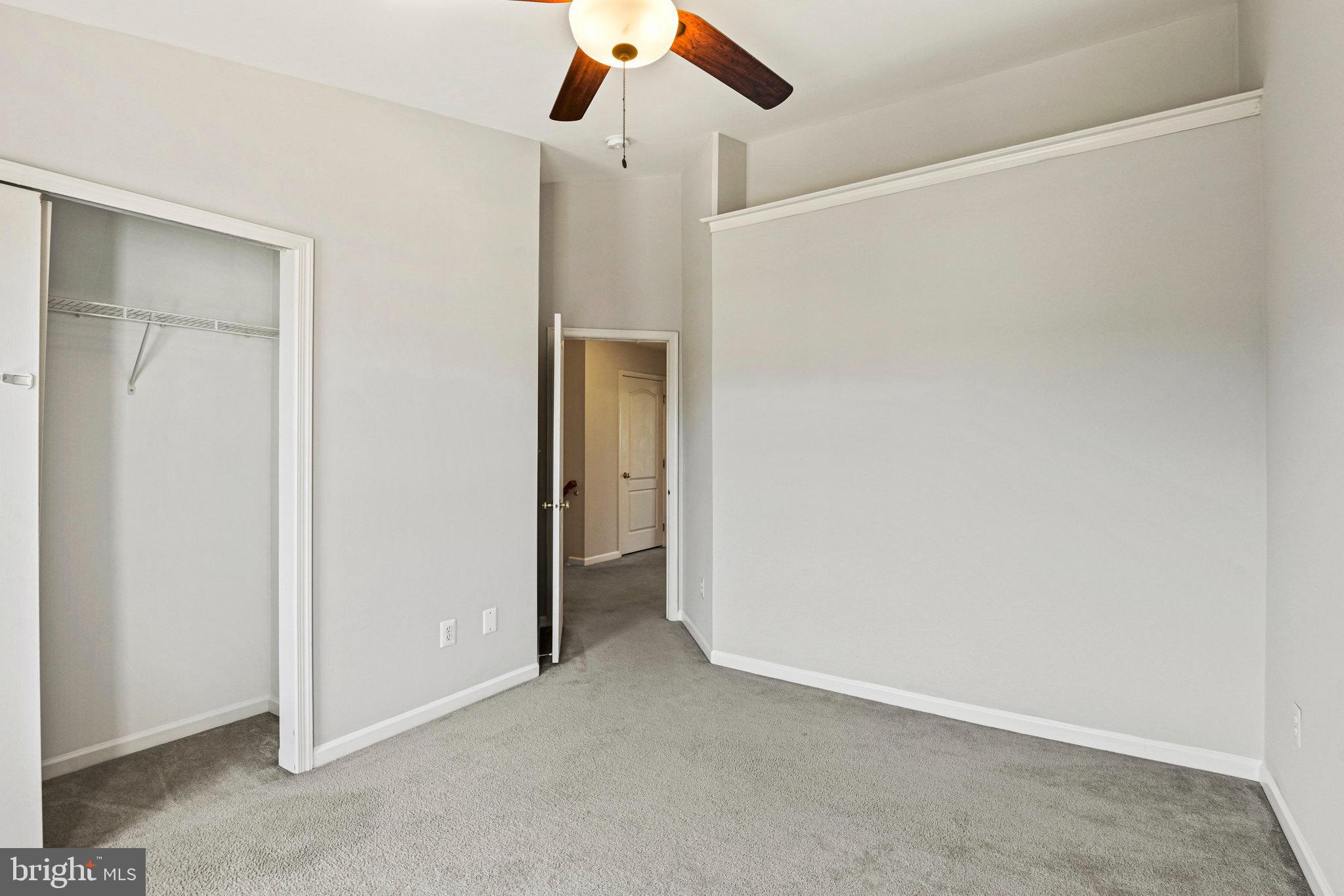 LOUDOUN VALLEY ESTATES - Residential Lease