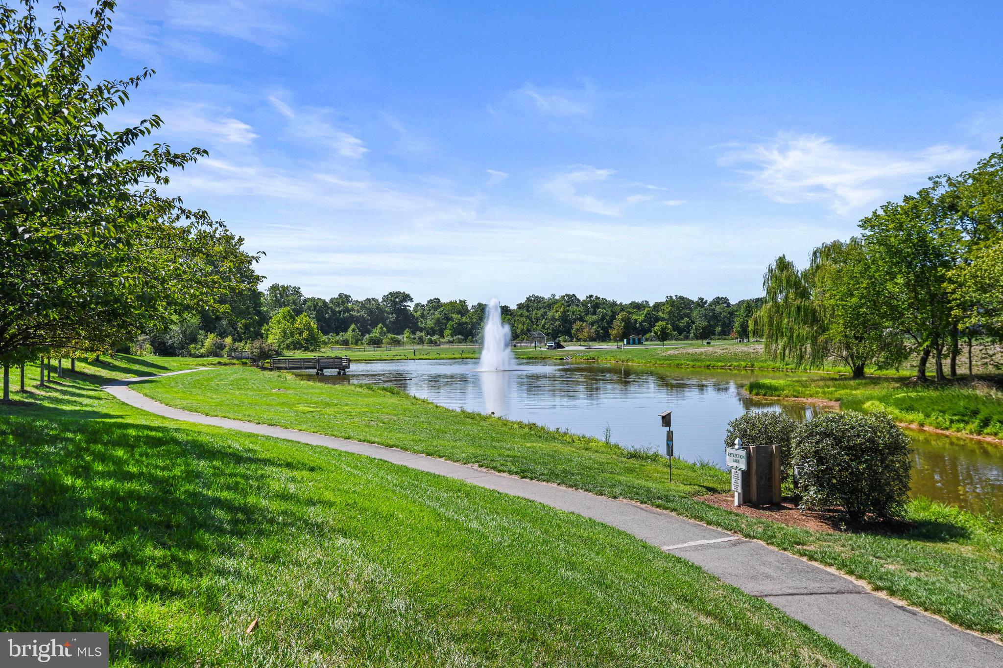 LOUDOUN VALLEY ESTATES - Residential Lease