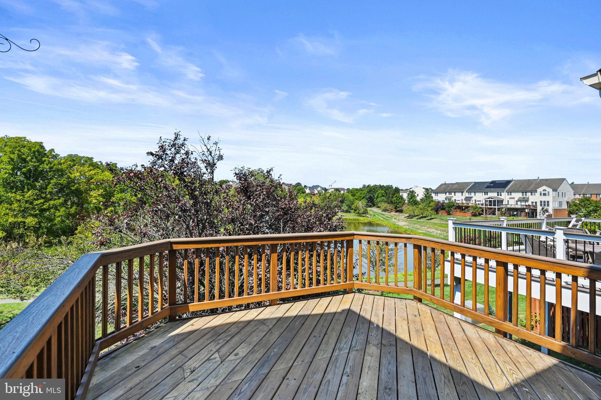 LOUDOUN VALLEY ESTATES - Residential Lease