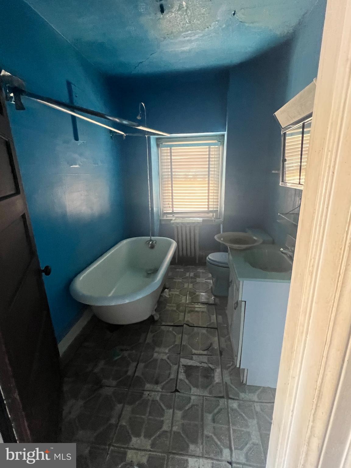 GERMANTOWN (EAST) - Residential