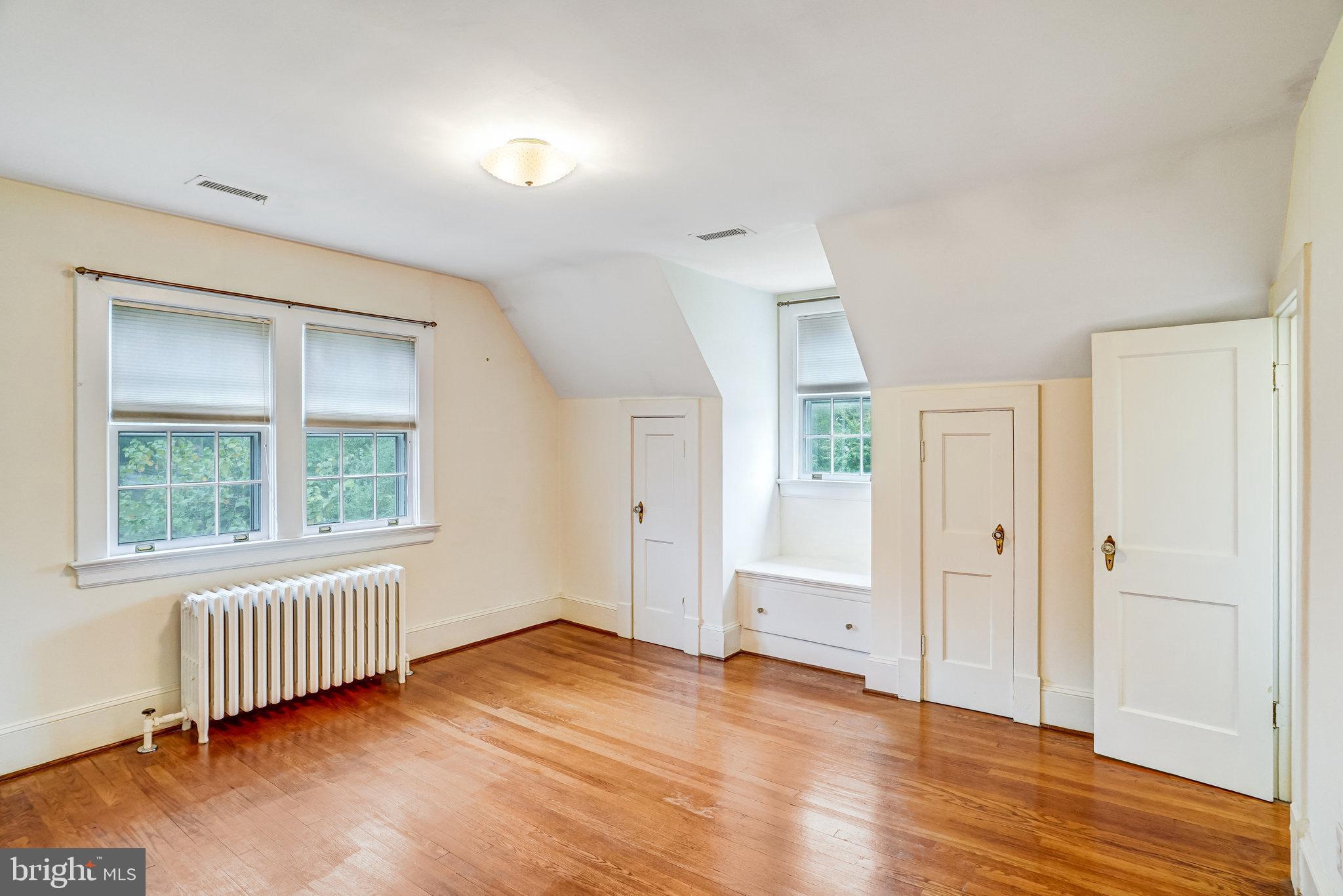 NORTHWEST - Residential