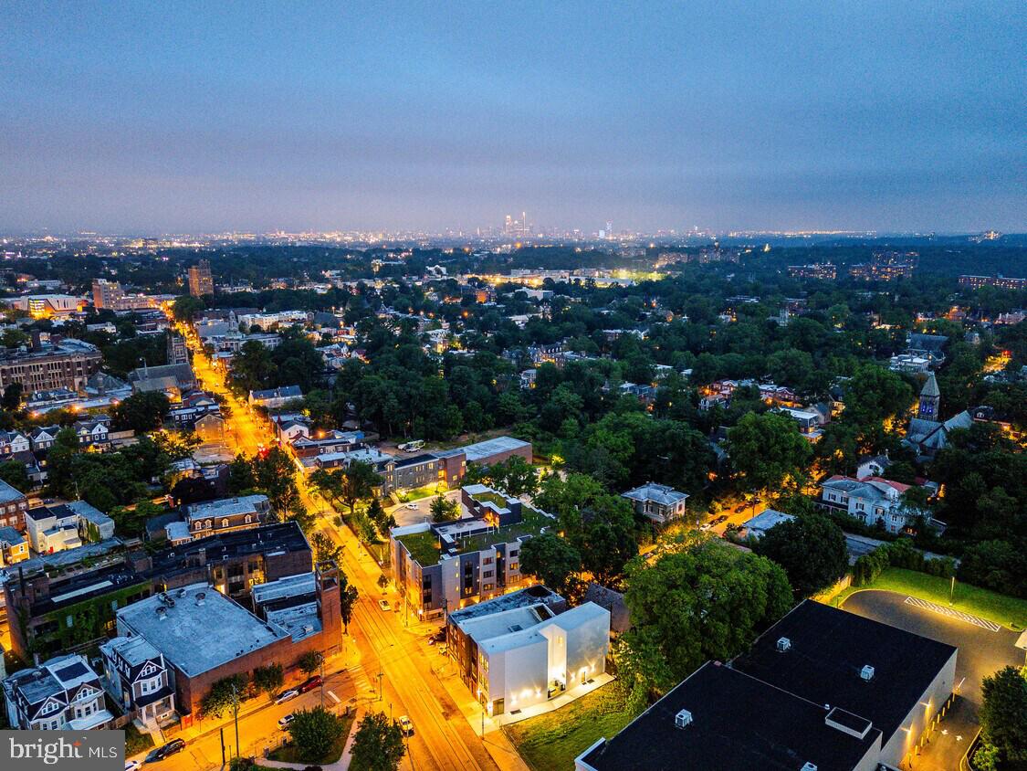 GERMANTOWN - Commercial Sale