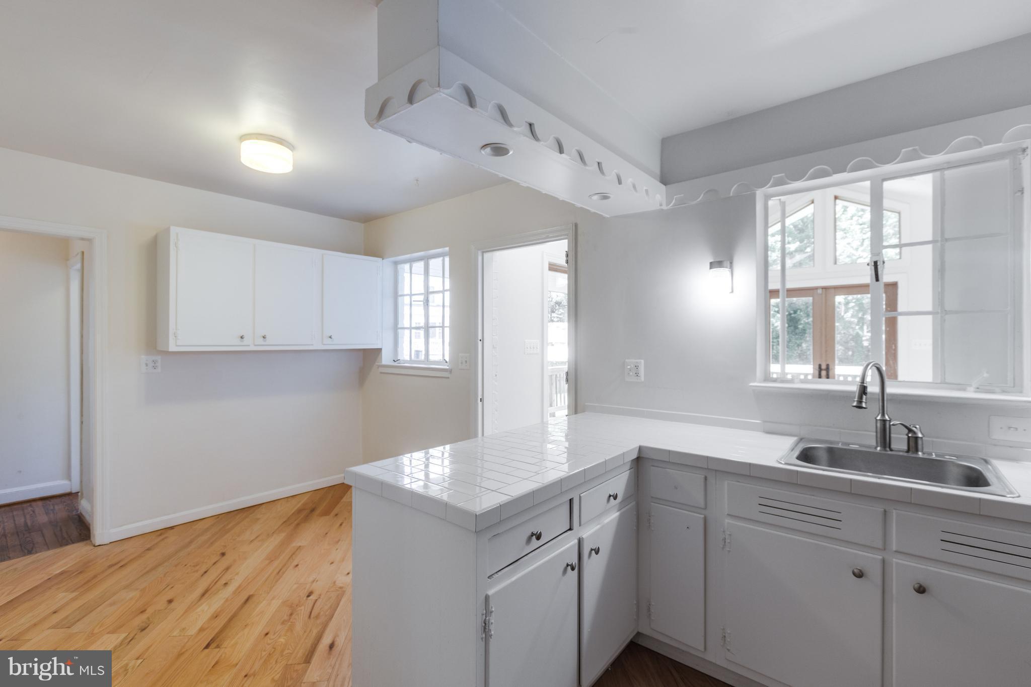 SONOMA - Residential Lease