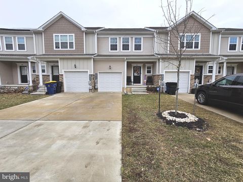 Townhouse For Sale - 263 Tea Party Trail<br/> DOVER, DE 19901