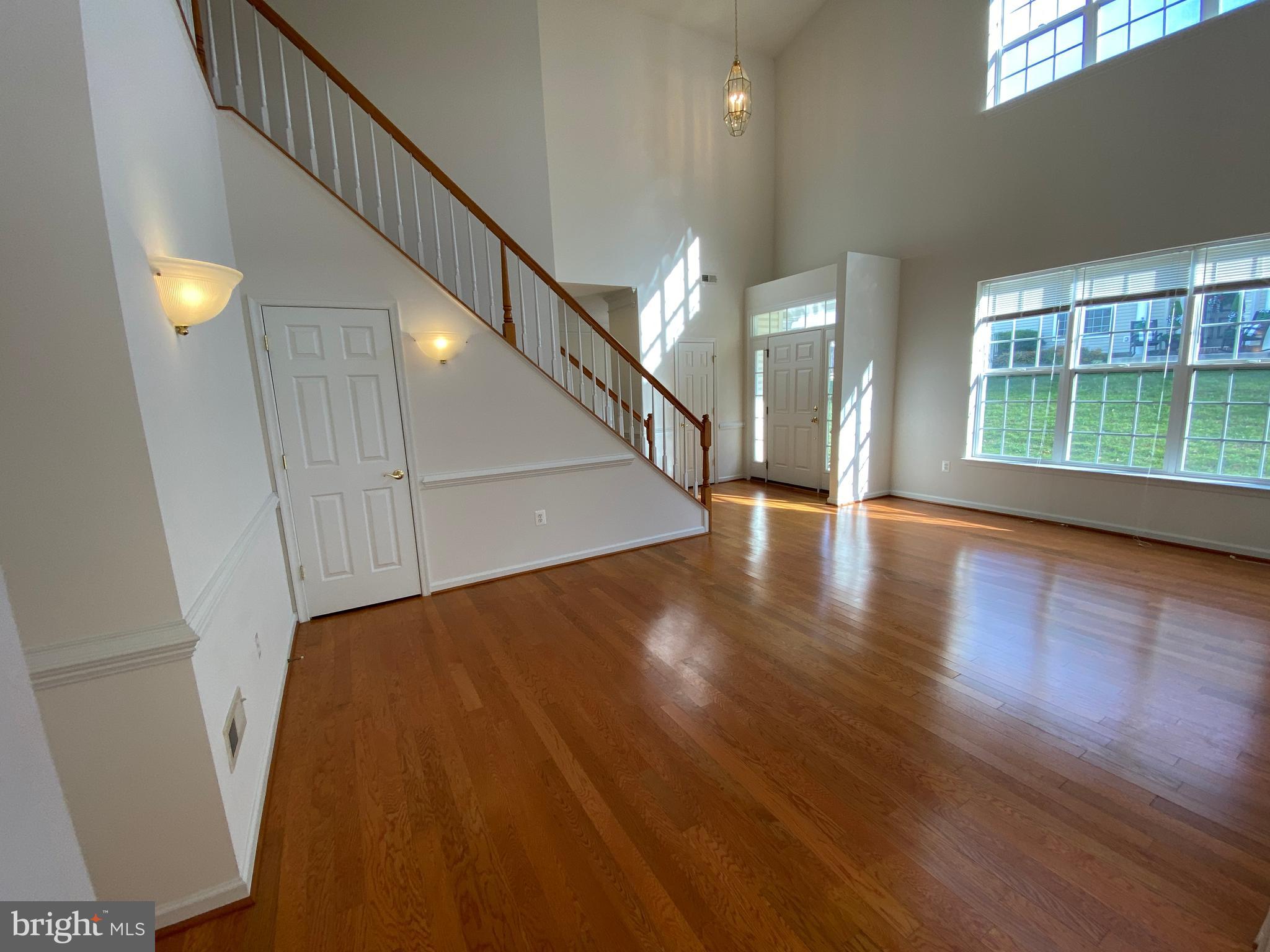 VILLAS AT SNOWDEN - Residential Lease