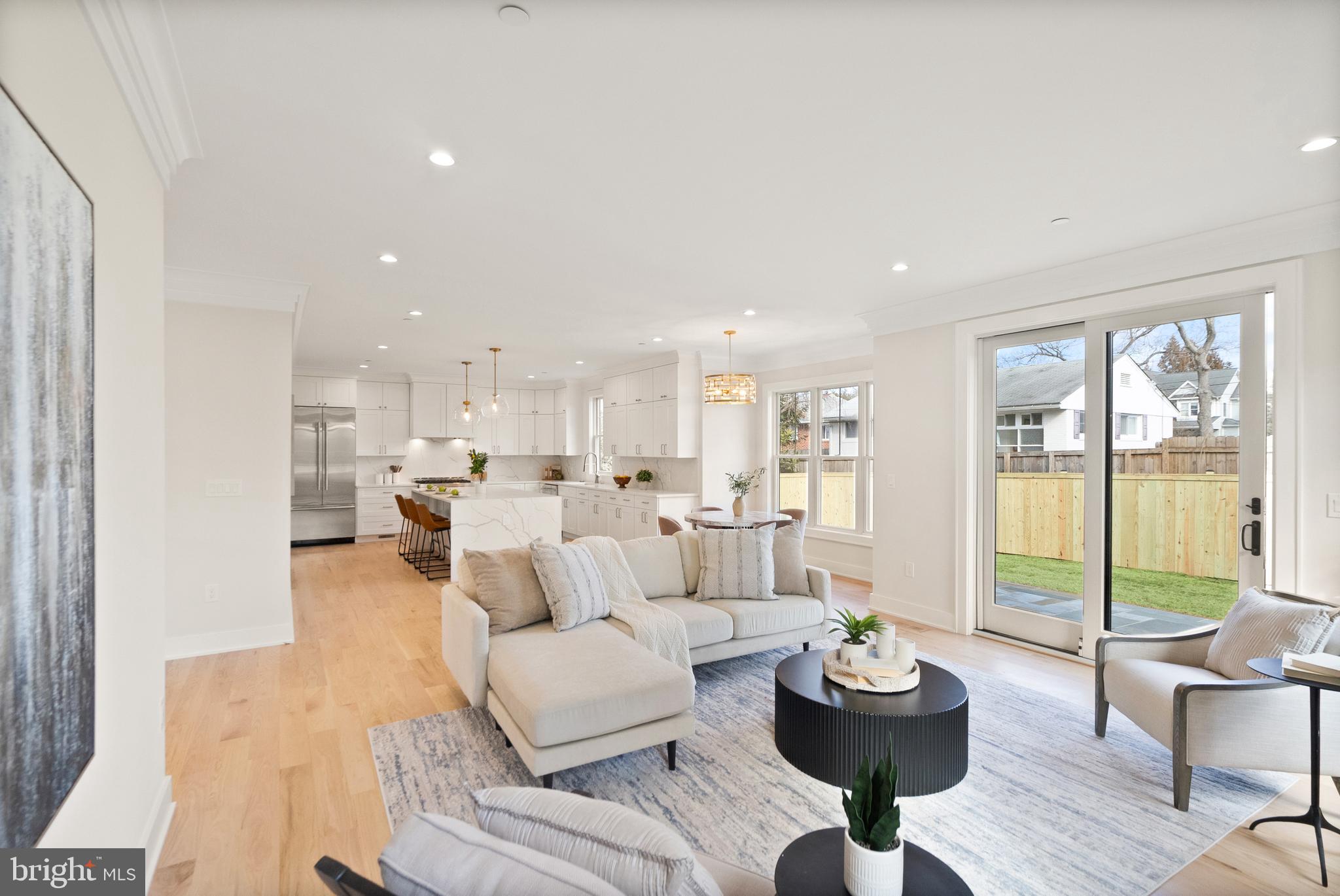 GEORGETOWN VILLAGE - Residential