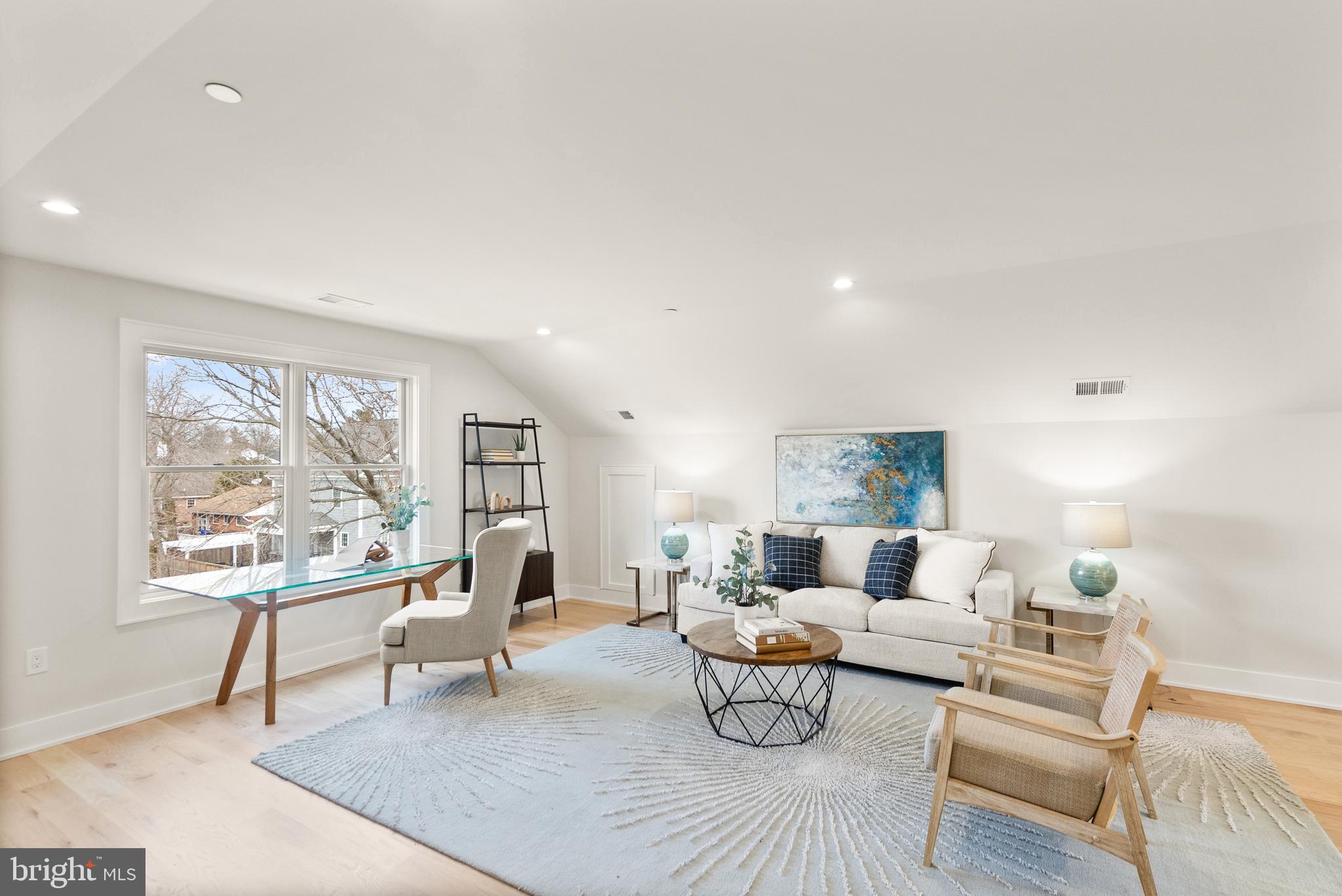 GEORGETOWN VILLAGE - Residential