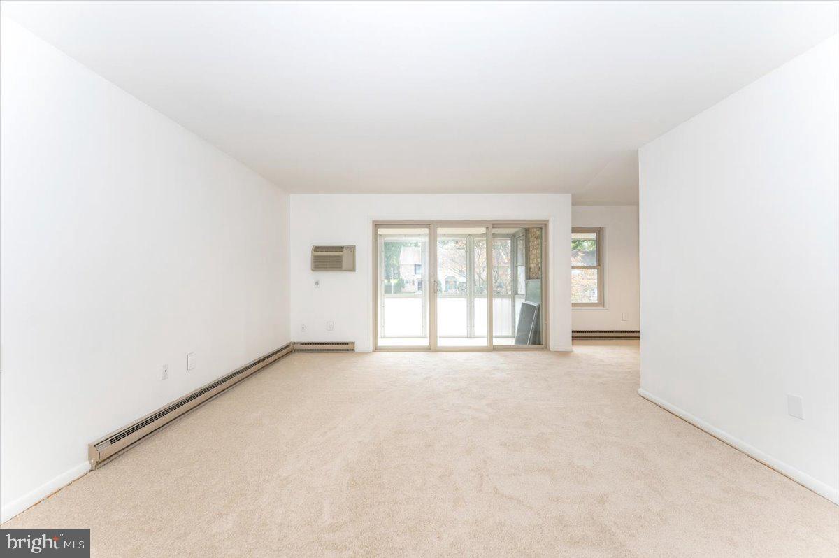 LEISURE WORLD - Residential