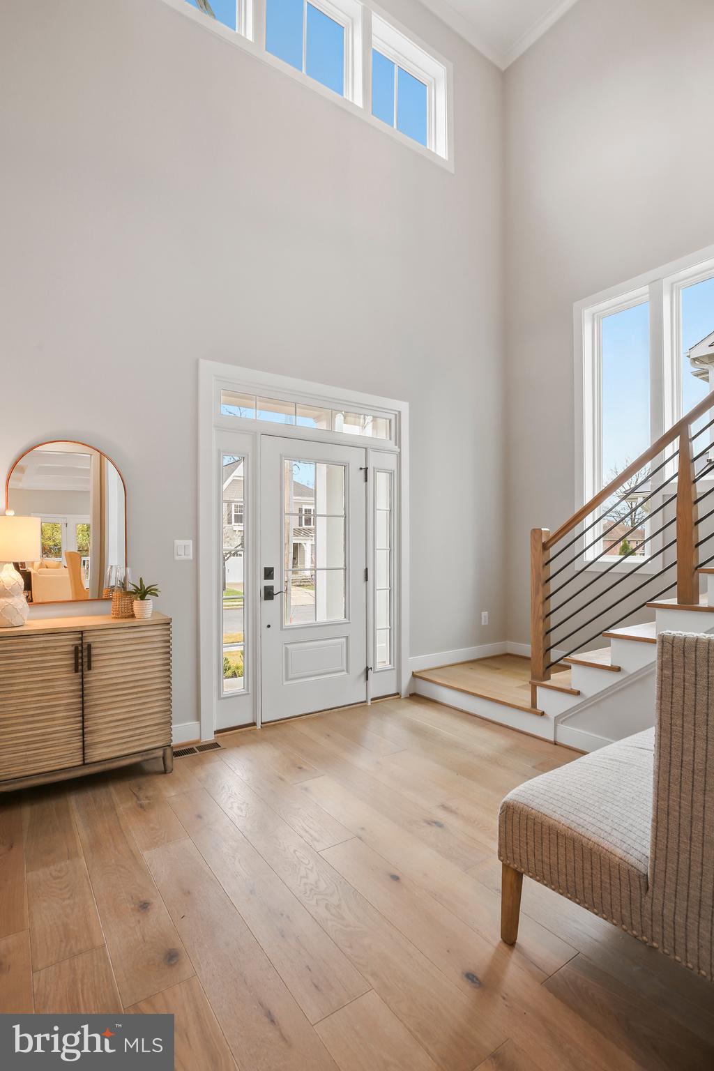 LEE CREST - Residential