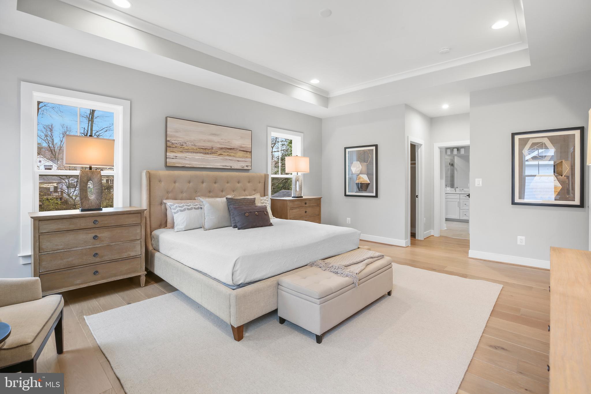 LEE CREST - Residential