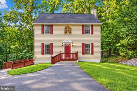 Photo of 68 View Drive, FRONT ROYAL, VA 22630 (MLS # VAWR2015888)