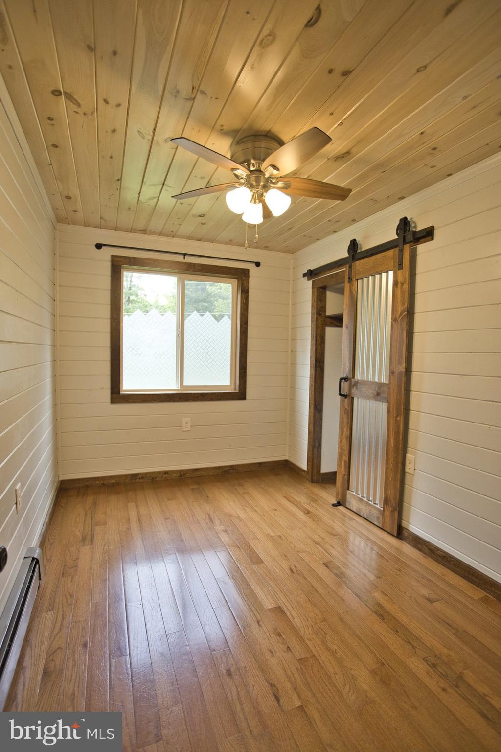 OAKLAND - Residential