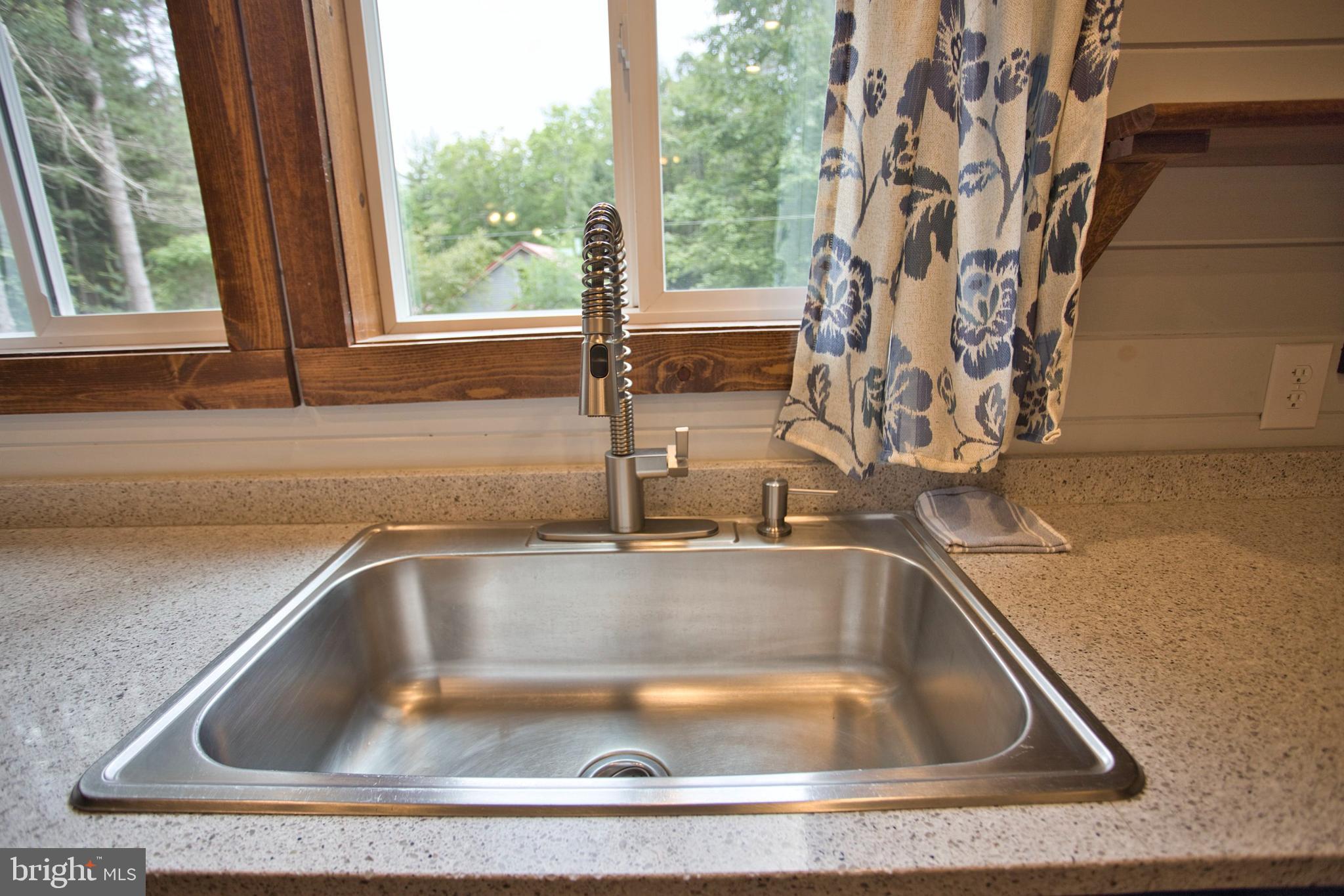 OAKLAND - Residential