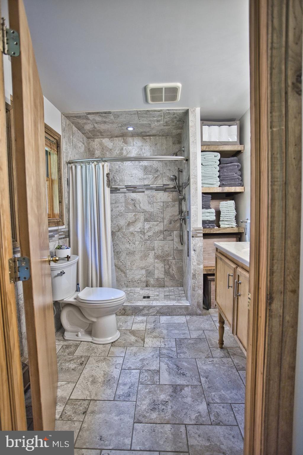 OAKLAND - Residential