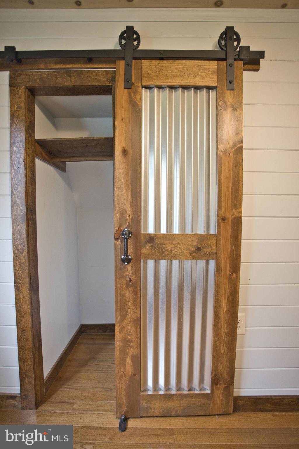 OAKLAND - Residential