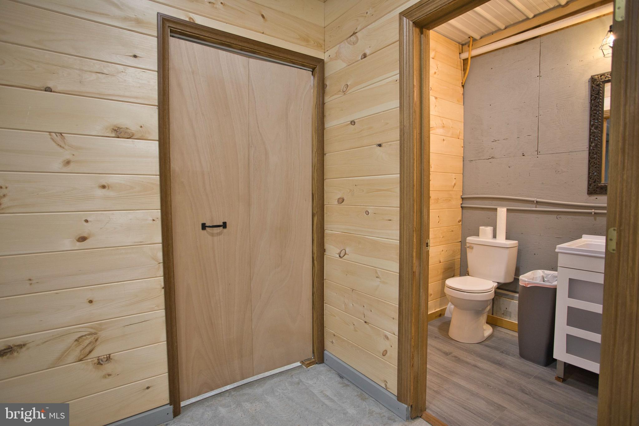 OAKLAND - Residential