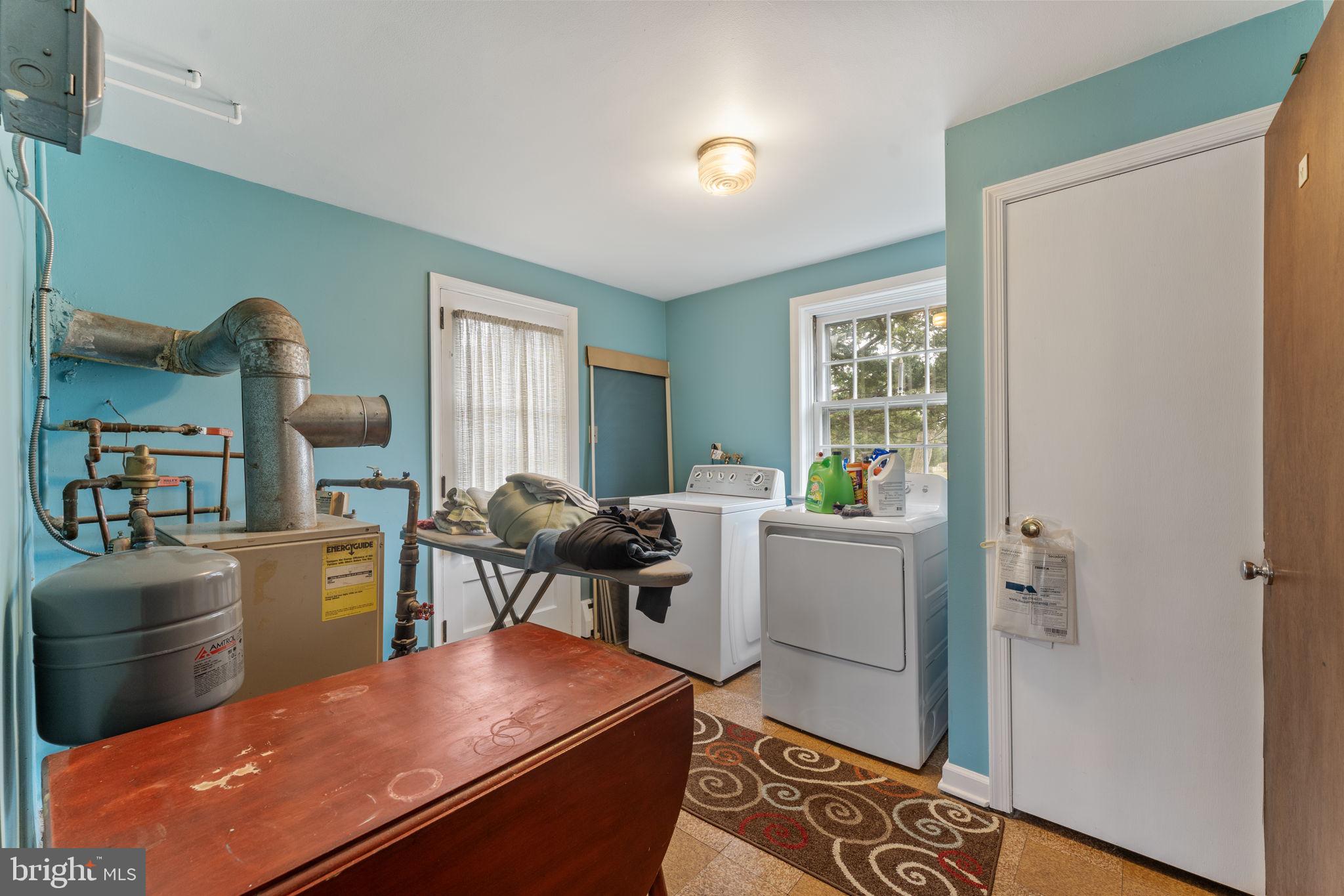 STONEHENGE - Residential