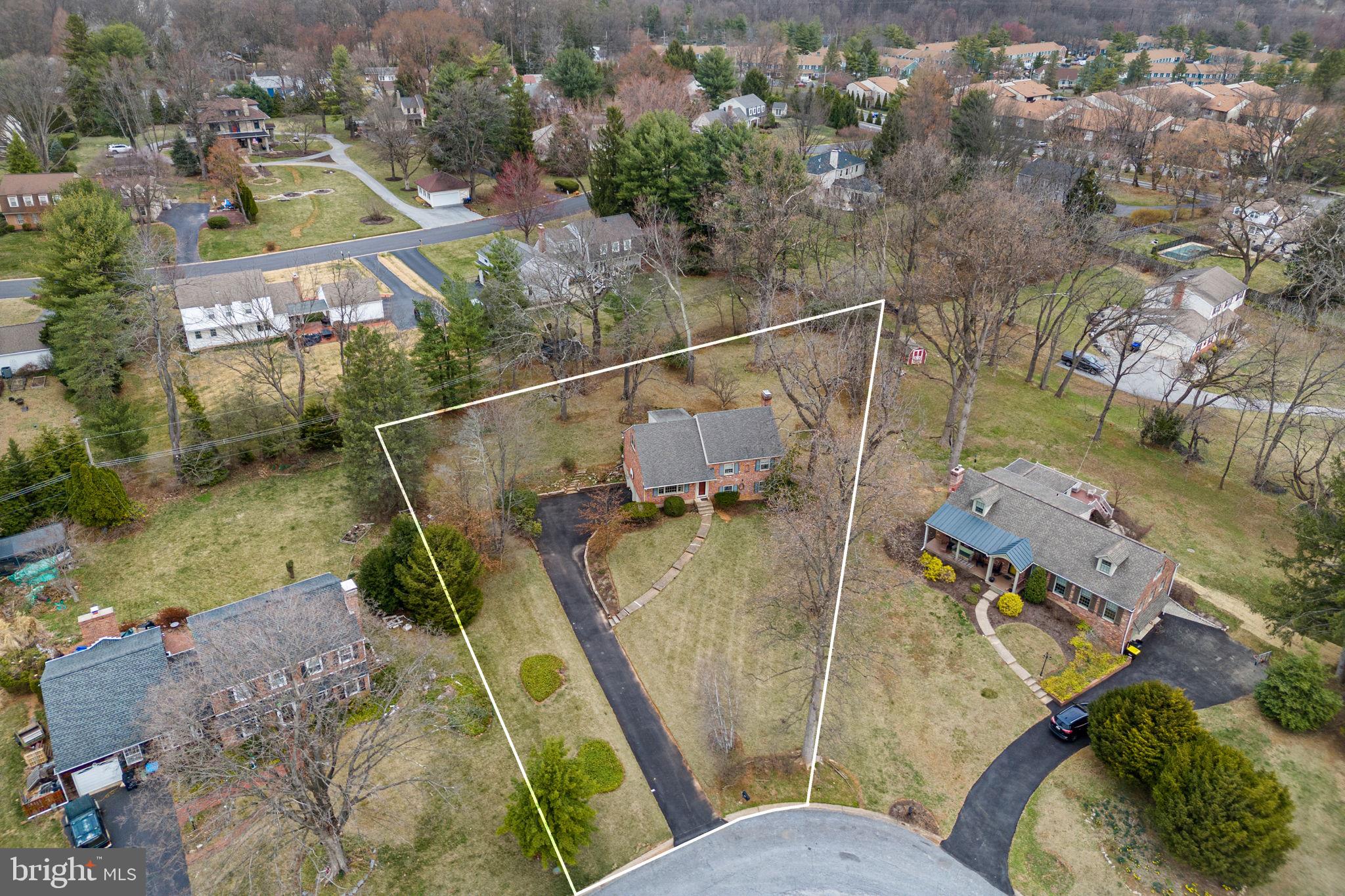 STONEHENGE - Residential