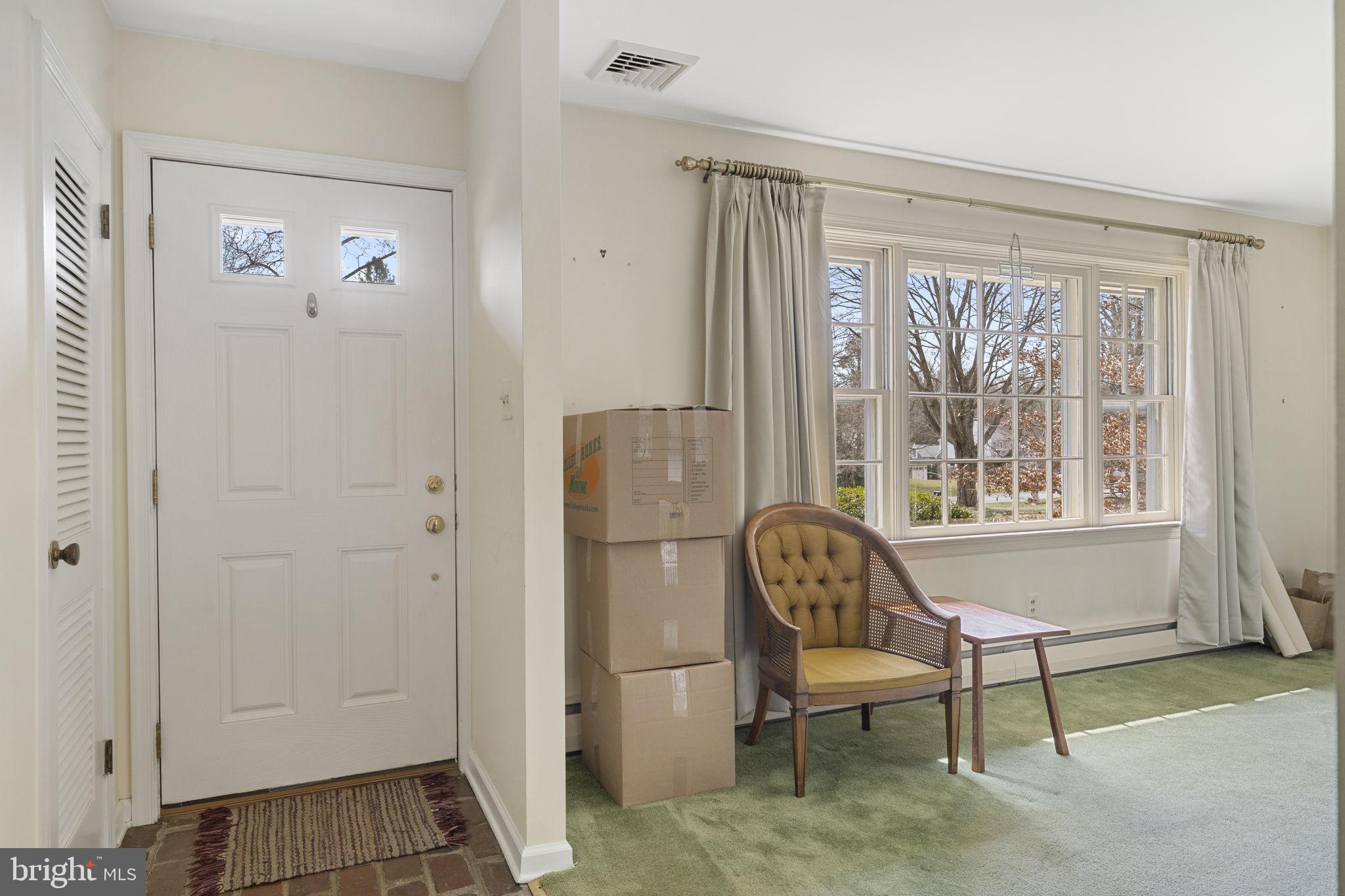 STONEHENGE - Residential