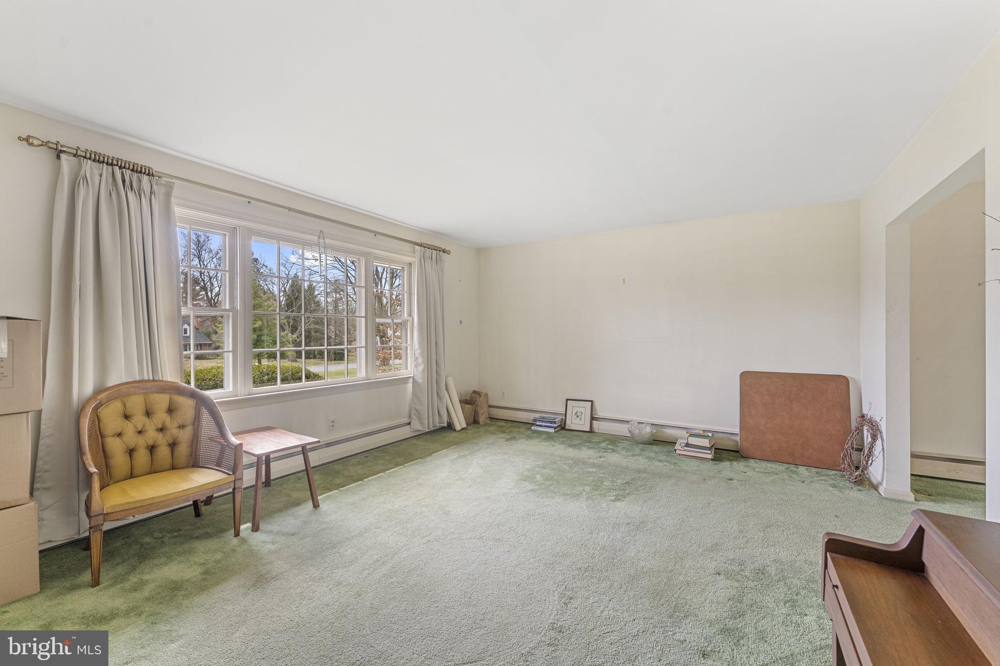 STONEHENGE - Residential