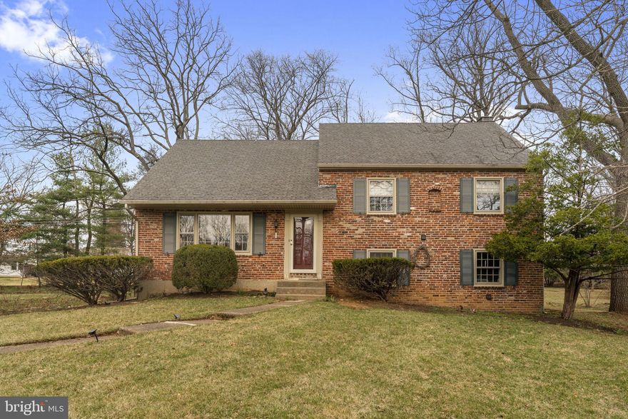 *Offer deadline: Sunday 3/30 by 3pm*Welcome to 12 Clover Lane! This brick, split-level home offers 2,114 square feet of comfortable living space on a generous 0.61 acre lot in desirable Stonehenge. Being nestled on a quiet corner on a horseshoe street allows for safe walking and playing without too much traffic interference. The home features 4 spacious bedrooms and 2.5 bathrooms, providing ample space for family and guests. The main level welcomes you with a bright and airy living room that seamlessly flows into the dining area, perfect for entertaining (Note: there are hardwood floors under the carpets on this level). The kitchen boasts ample cabinetry and counter space, catering to all your culinary needs. Upstairs, you’ll find warm hardwood floors extending through this level. There are three bright, sunny bedrooms with access to an updated full hall bathroom with neutral tile, an oversized single vanity and a tub/shower combination with glass door. Continue up another level to the private primary suite with hardwood floors, plenty of closet space and an en suite bathroom. The bathroom has been tastefully updated with a pedestal sink, tub/shower combination and a linen closet. There is also unfinished attic space for storage. The lower level offers a cozy family room with a lovely wood-burning fireplace with brick surround and built-in bookshelves that offer a perfect opportunity to start your home library. The laundry room with a half bath is also located on this level. Lastly, there is a bonus room that would be perfect for a home office or craft room! From the lower level, you can access the patio and expansive backyard providing plenty of space for outdoor activities and gardening enthusiasts. The two-car garage and newly paved driveway are also accessible from the den. Located in the highly sought-after Great Valley School District, this home is conveniently located close to Malvern Borough so you can take advantage of local amenities, restaurants and parks. Major highways and public transportation are close by ensuring easy commutes. Don't miss the opportunity to make this charming property your new home