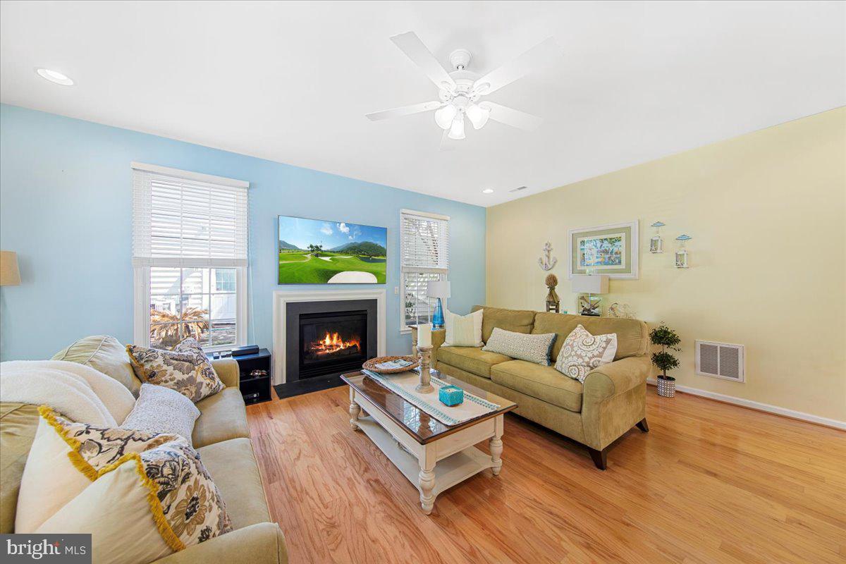 THE LANDINGS - Residential