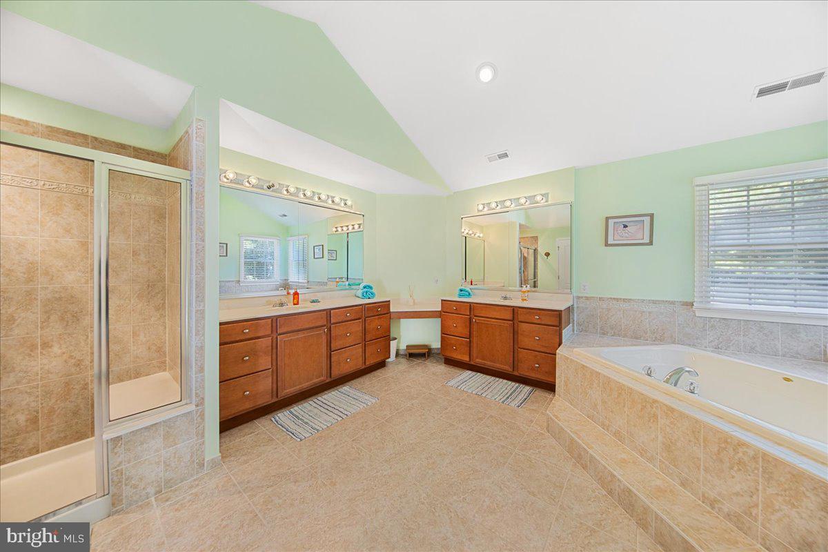 THE LANDINGS - Residential