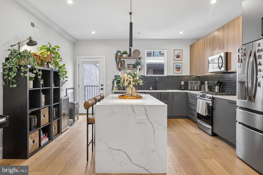 Photo of 2656 Salmon Street, PHILADELPHIA, PA 19125 (MLS # PAPH2681020)