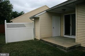 HILLCREST - Residential Lease