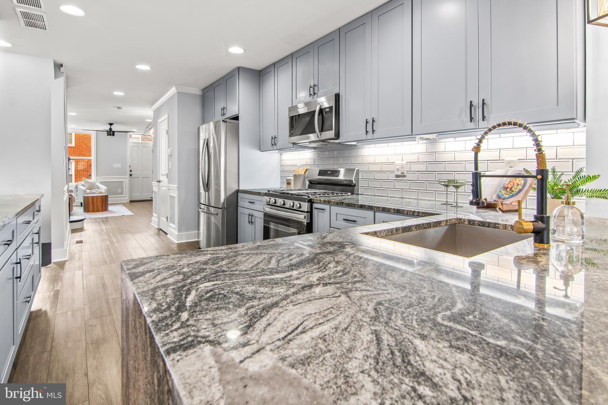 CANTON - Residential