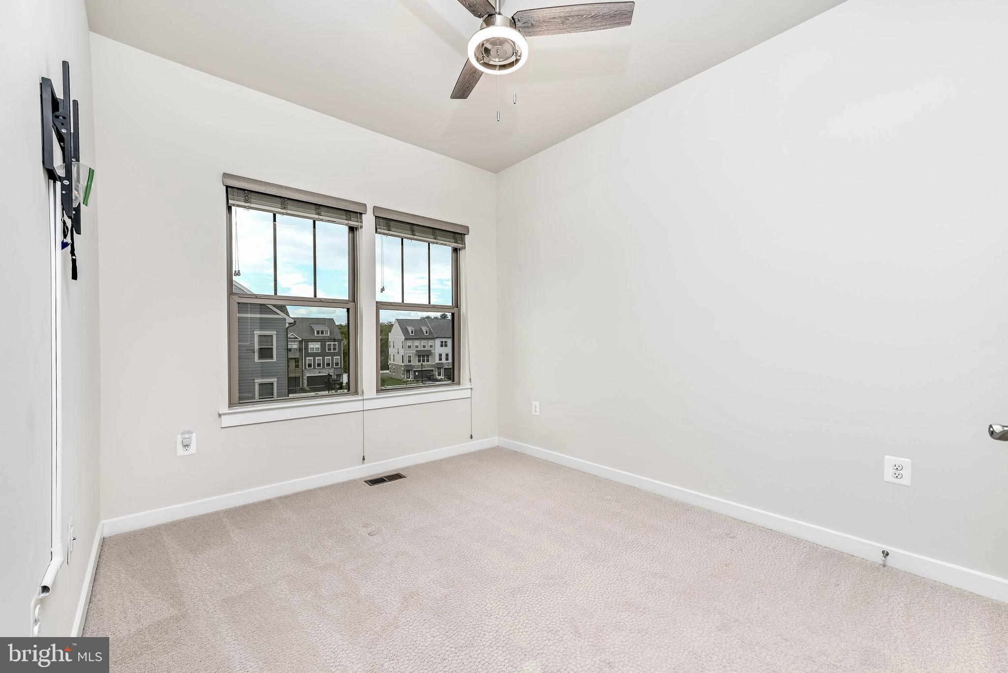 TUSCARORA VILLAGE - Residential Lease