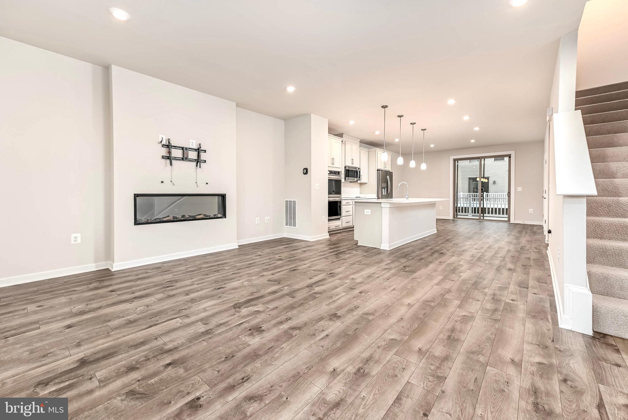 TUSCARORA VILLAGE - Residential Lease