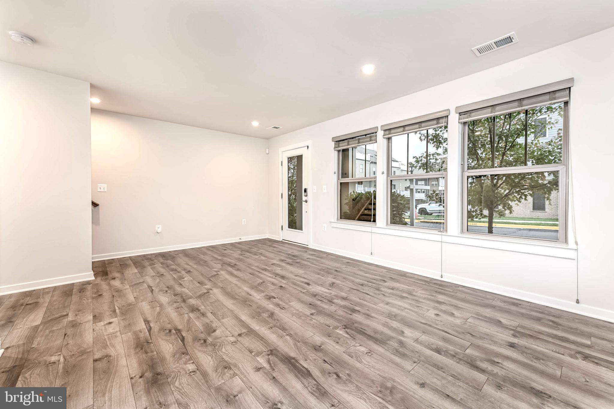 TUSCARORA VILLAGE - Residential Lease