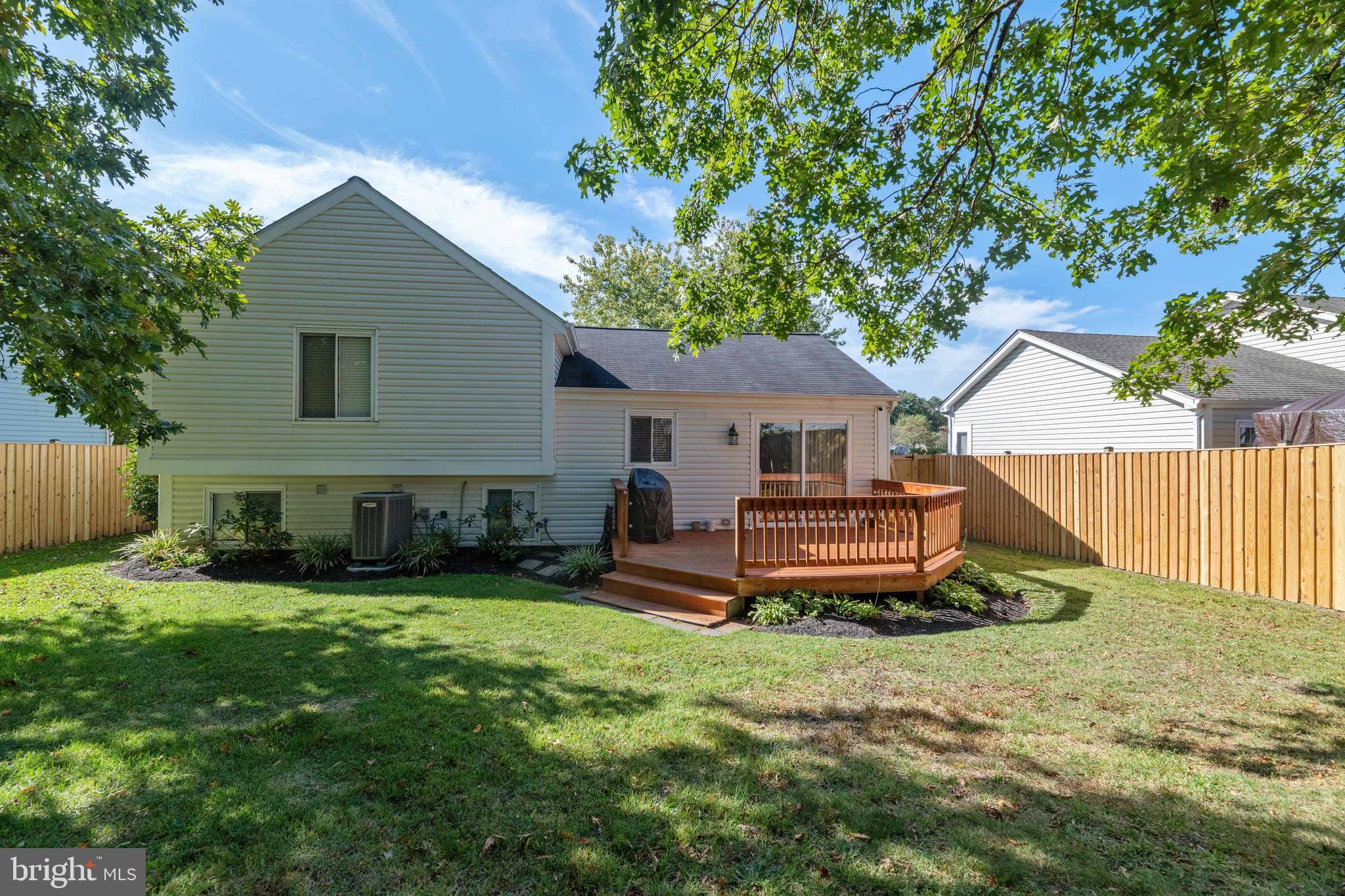 HARMANS WOODS - Residential Lease