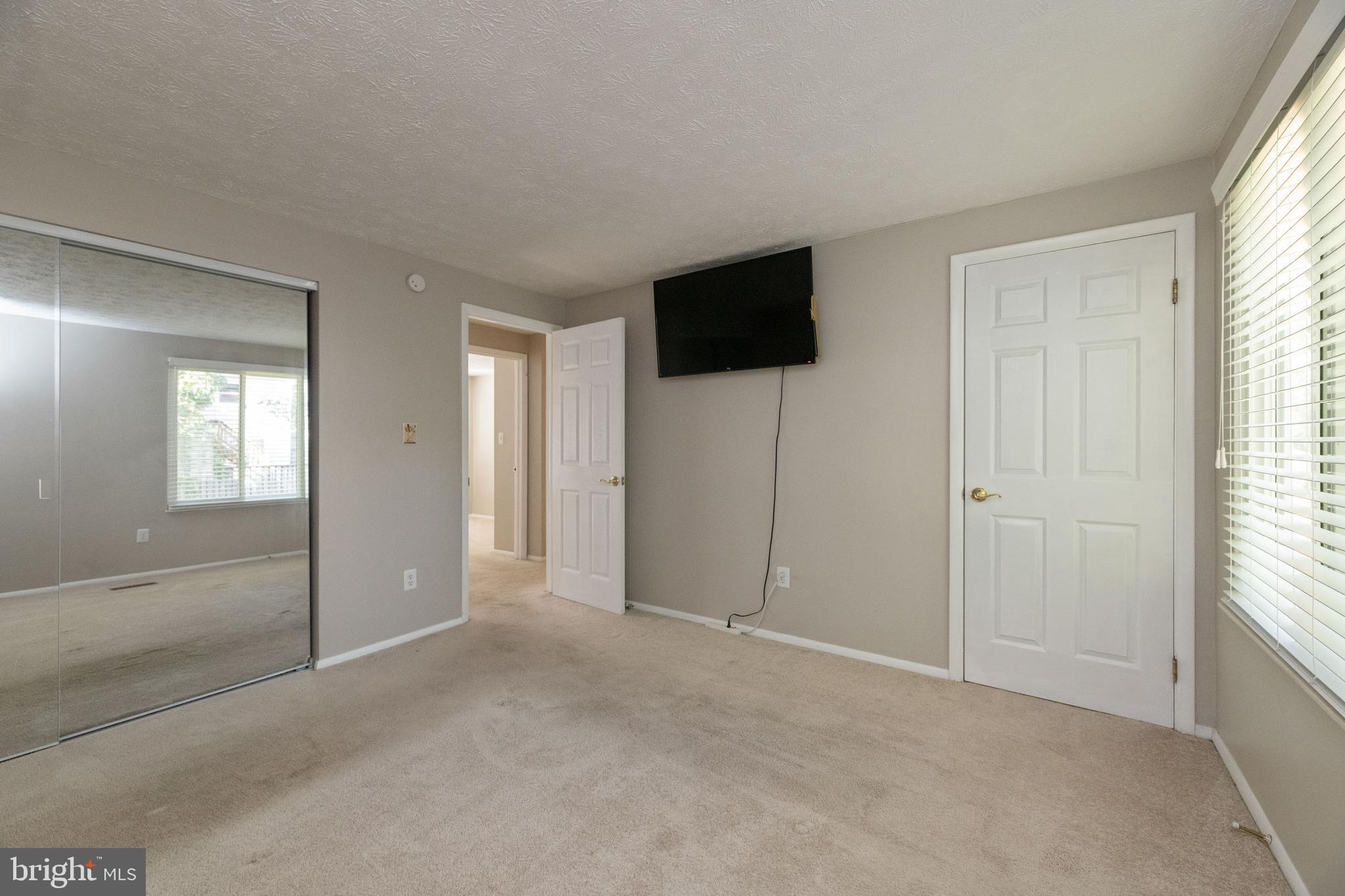 HARMANS WOODS - Residential Lease