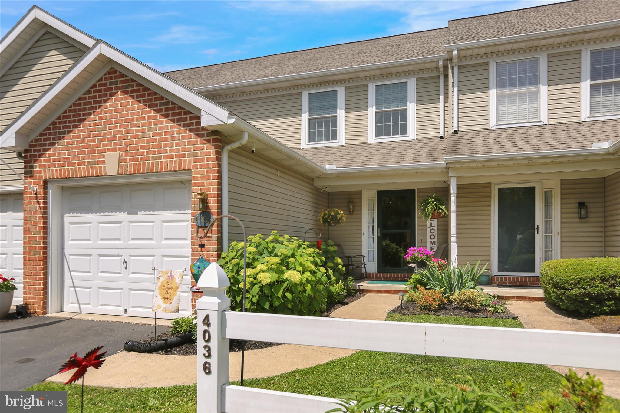 4036 PARKSIDE COURT