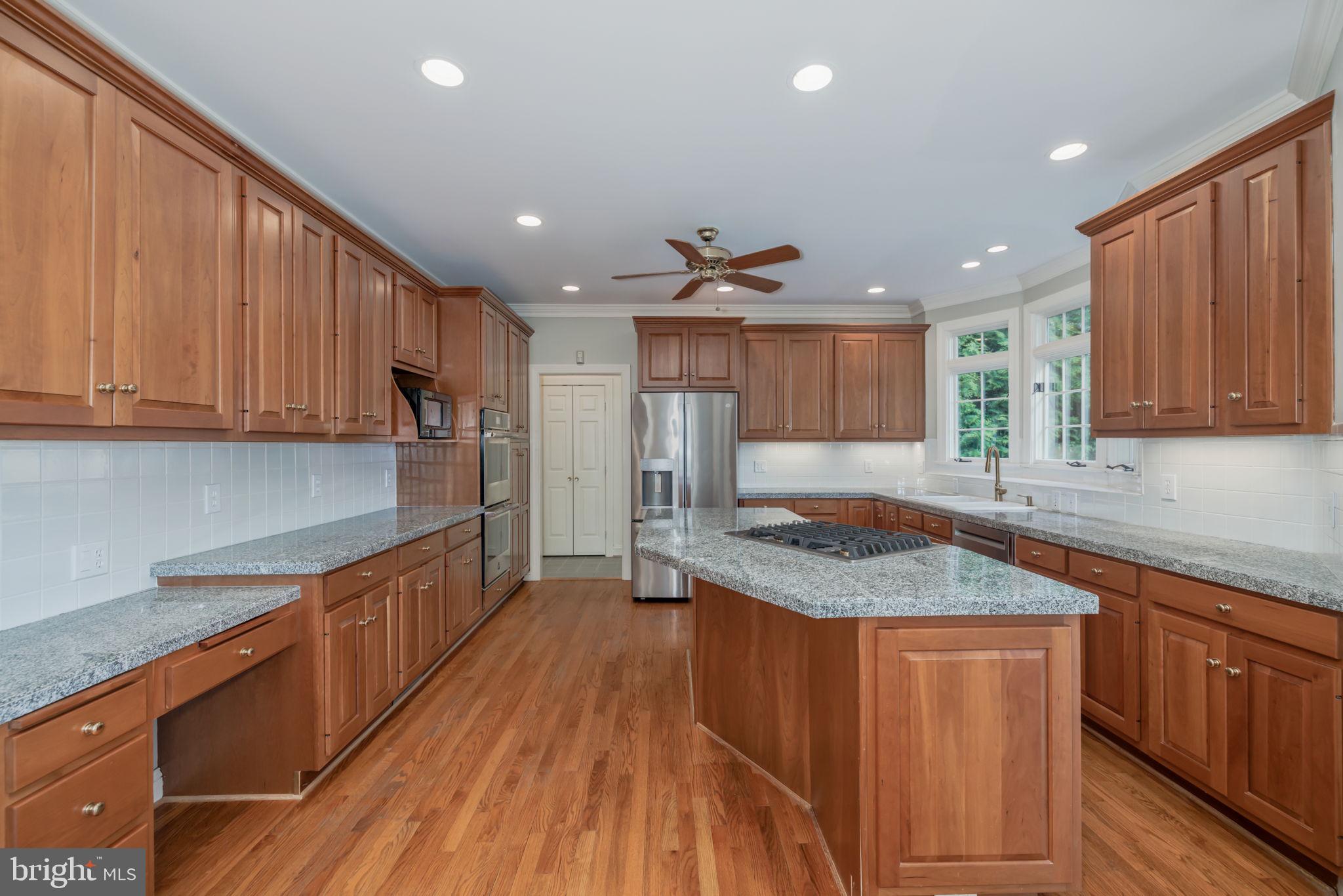 BUSH HILL WOODS - Residential