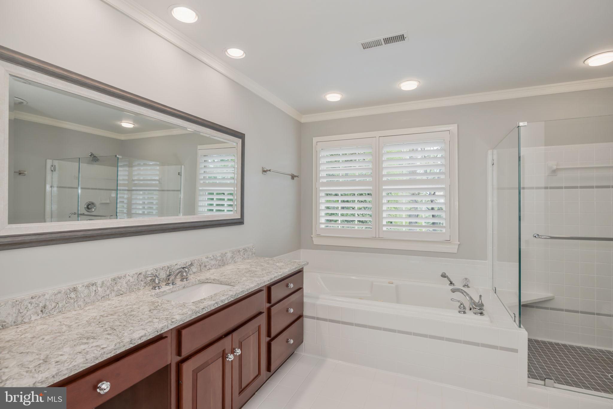 BUSH HILL WOODS - Residential