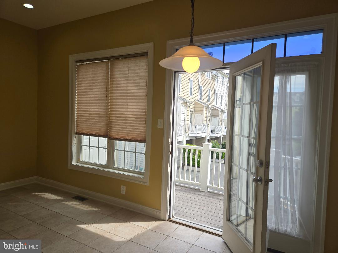 HIDDEN CREEK - Residential Lease