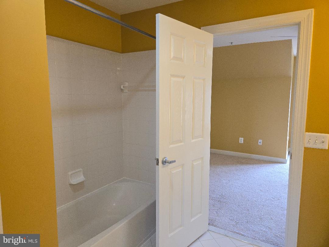 HIDDEN CREEK - Residential Lease