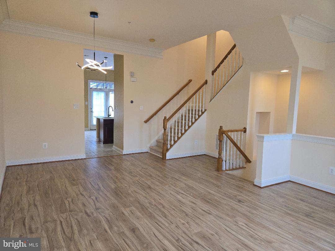 HIDDEN CREEK - Residential Lease