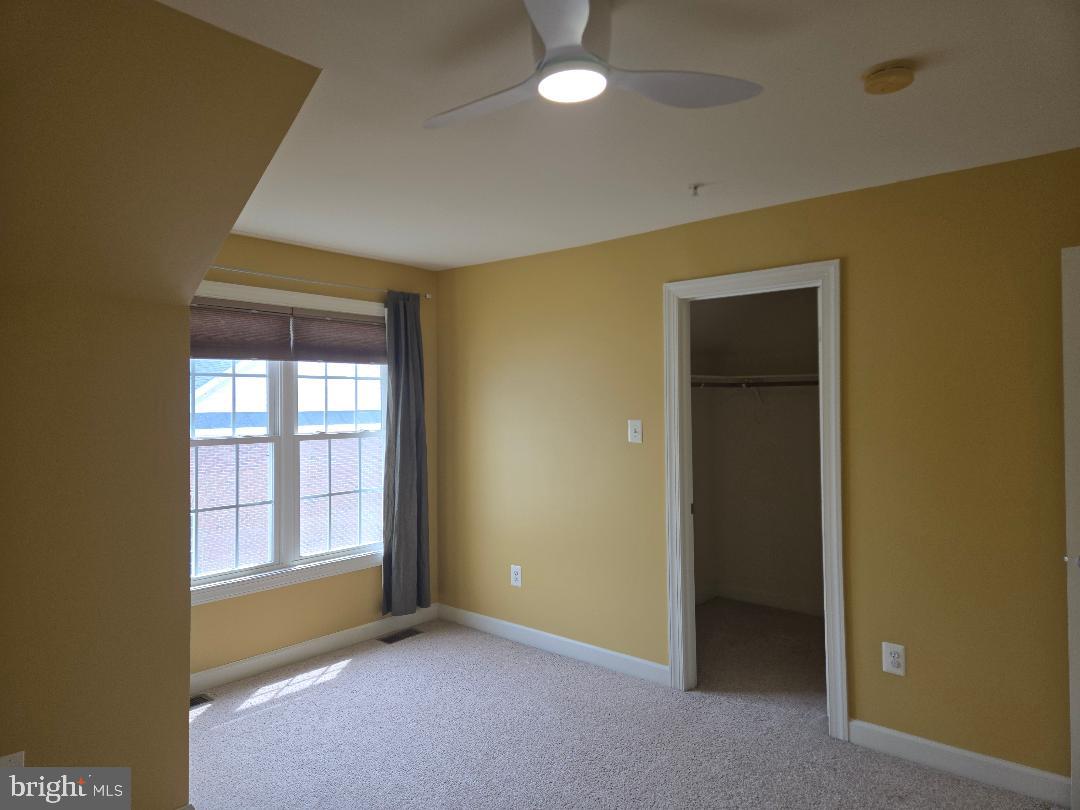 HIDDEN CREEK - Residential Lease