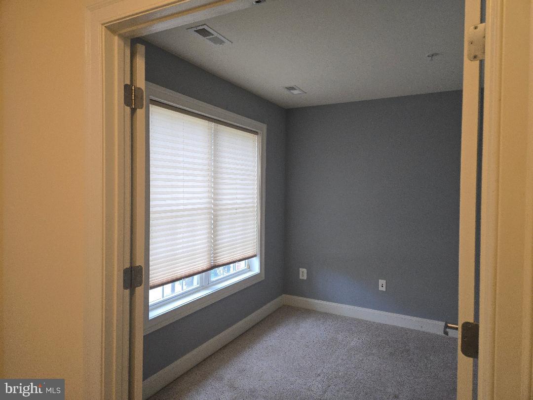 HIDDEN CREEK - Residential Lease